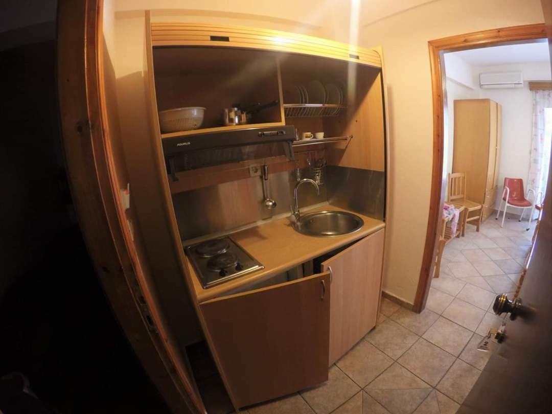 Elizabeth Hotel Kallithea  エクステリア 写真