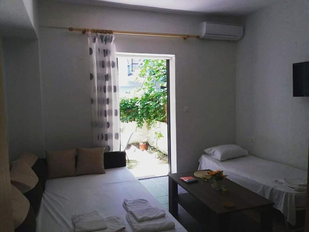 Elizabeth Hotel Kallithea  エクステリア 写真